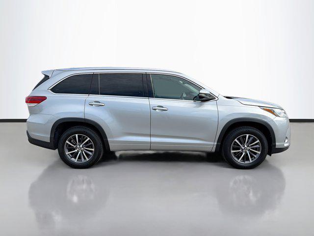 used 2017 Toyota Highlander car, priced at $15,998