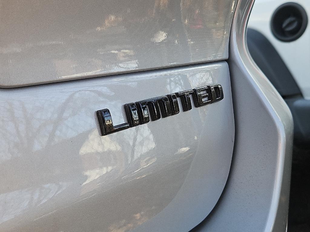 new 2025 Jeep Grand Cherokee L car, priced at $49,695