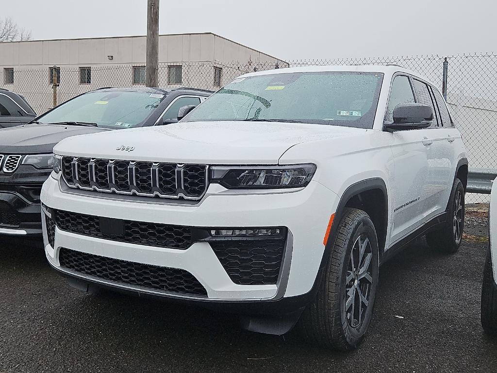 new 2026 Jeep Grand Cherokee car, priced at $47,419