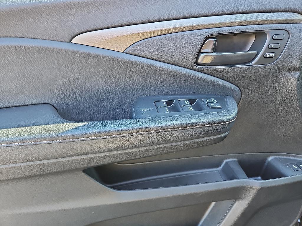 used 2022 Honda Passport car, priced at $29,988