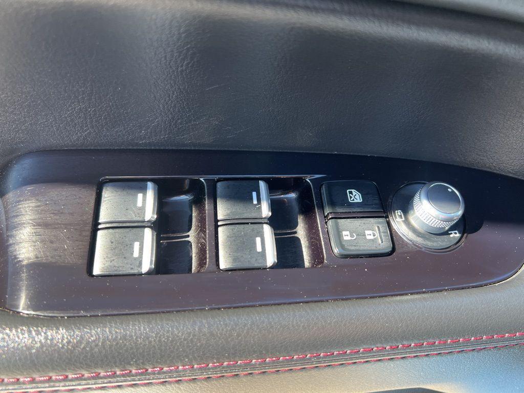 used 2022 Mazda CX-5 car, priced at $25,914