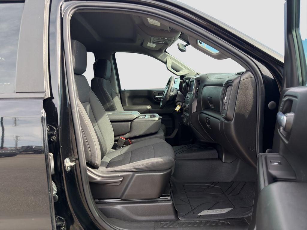 used 2021 Chevrolet Silverado 1500 car, priced at $27,994