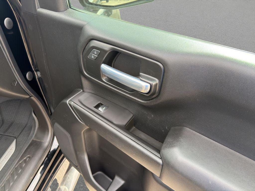 used 2021 Chevrolet Silverado 1500 car, priced at $27,994