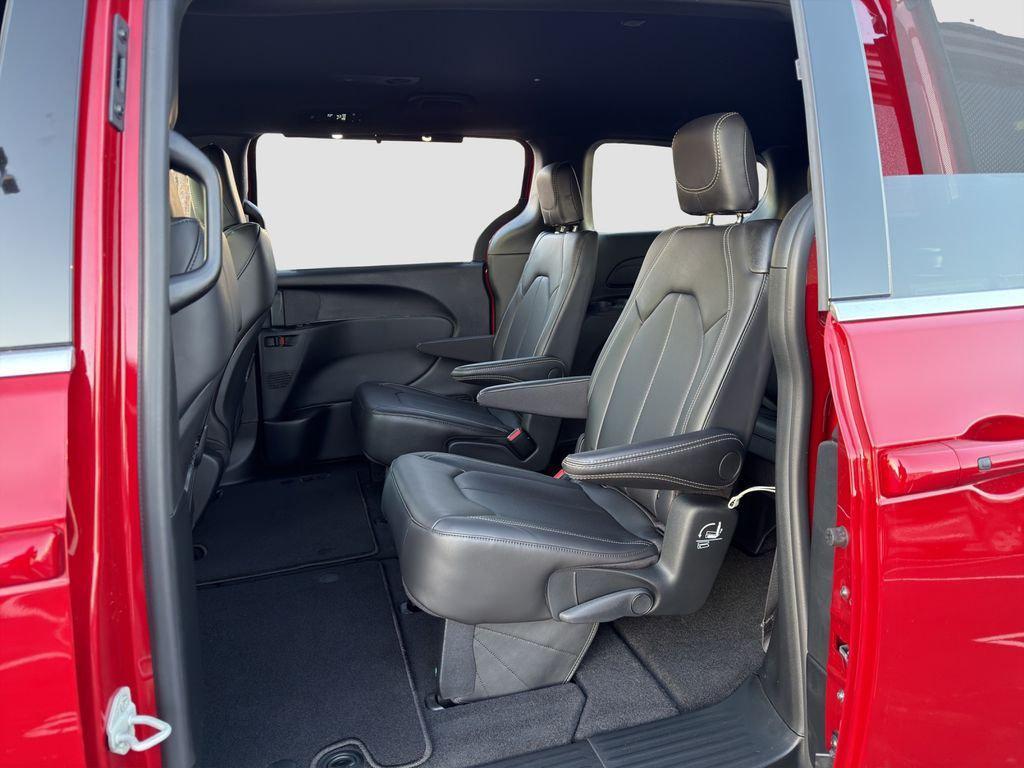 new 2026 Chrysler Voyager car, priced at $39,995