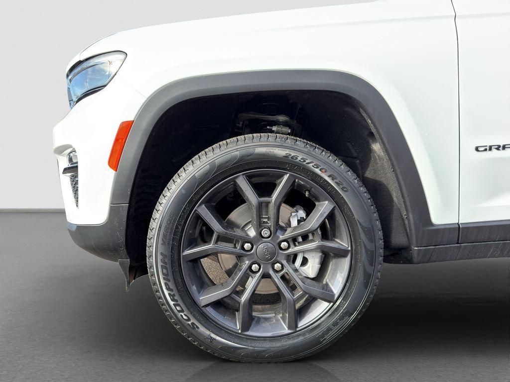 new 2025 Jeep Grand Cherokee car, priced at $46,744