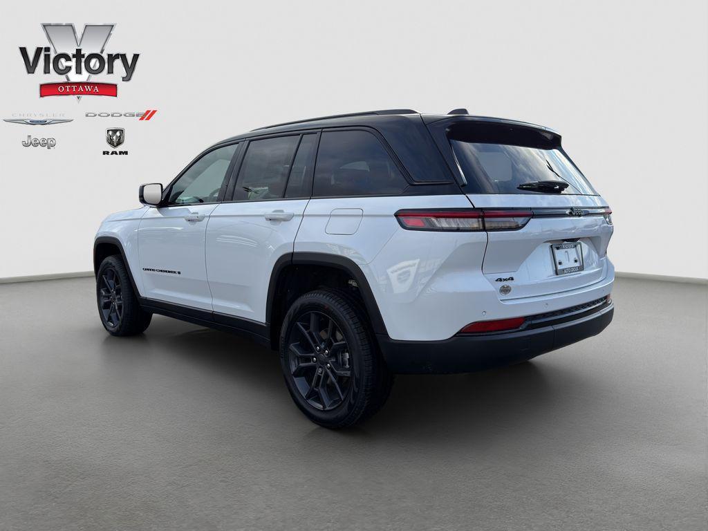 new 2025 Jeep Grand Cherokee car, priced at $46,744