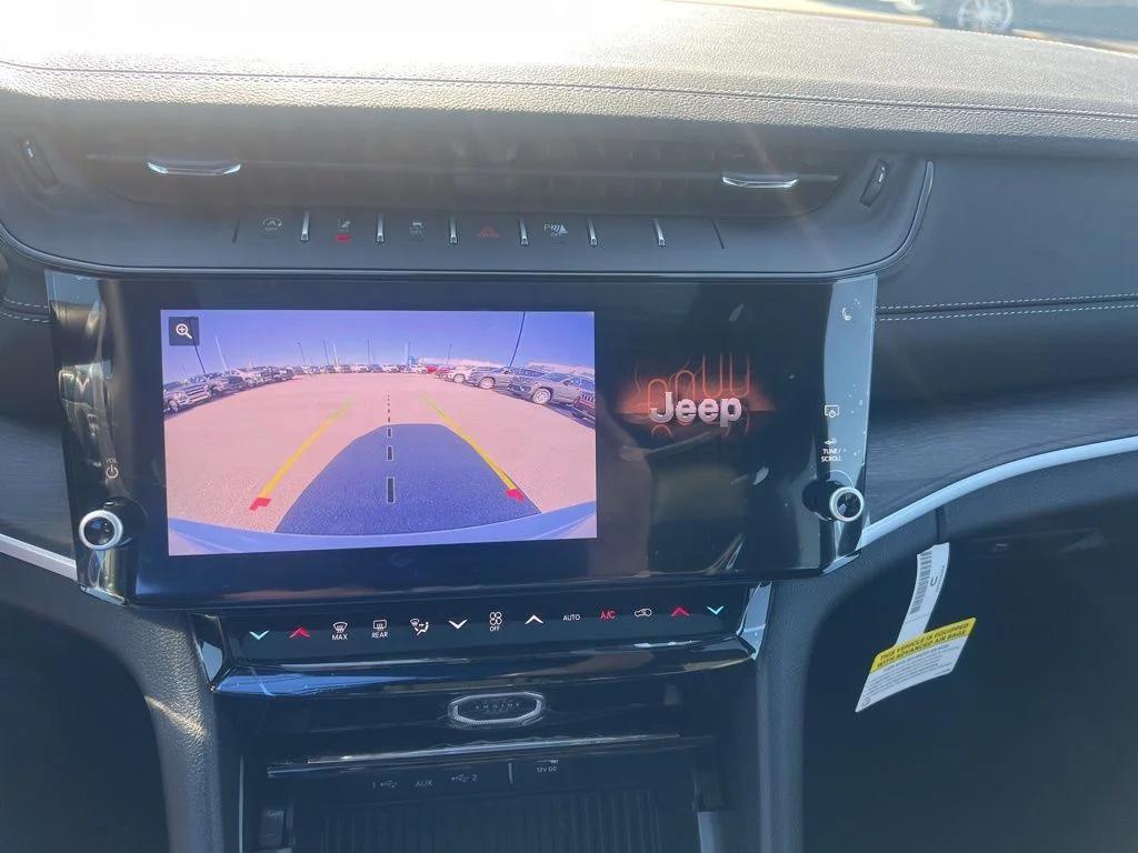 new 2026 Jeep Grand Cherokee car, priced at $46,594