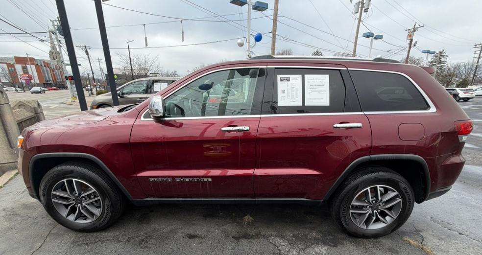 used 2021 Jeep Grand Cherokee car, priced at $24,034
