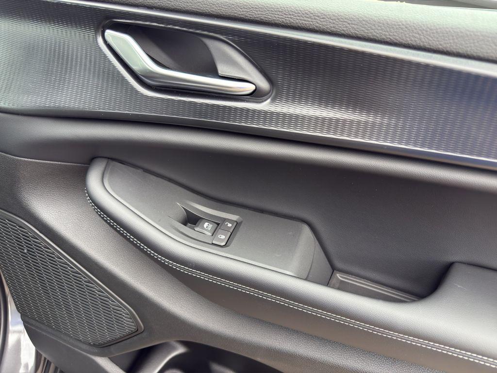 new 2025 Jeep Grand Cherokee L car, priced at $43,799