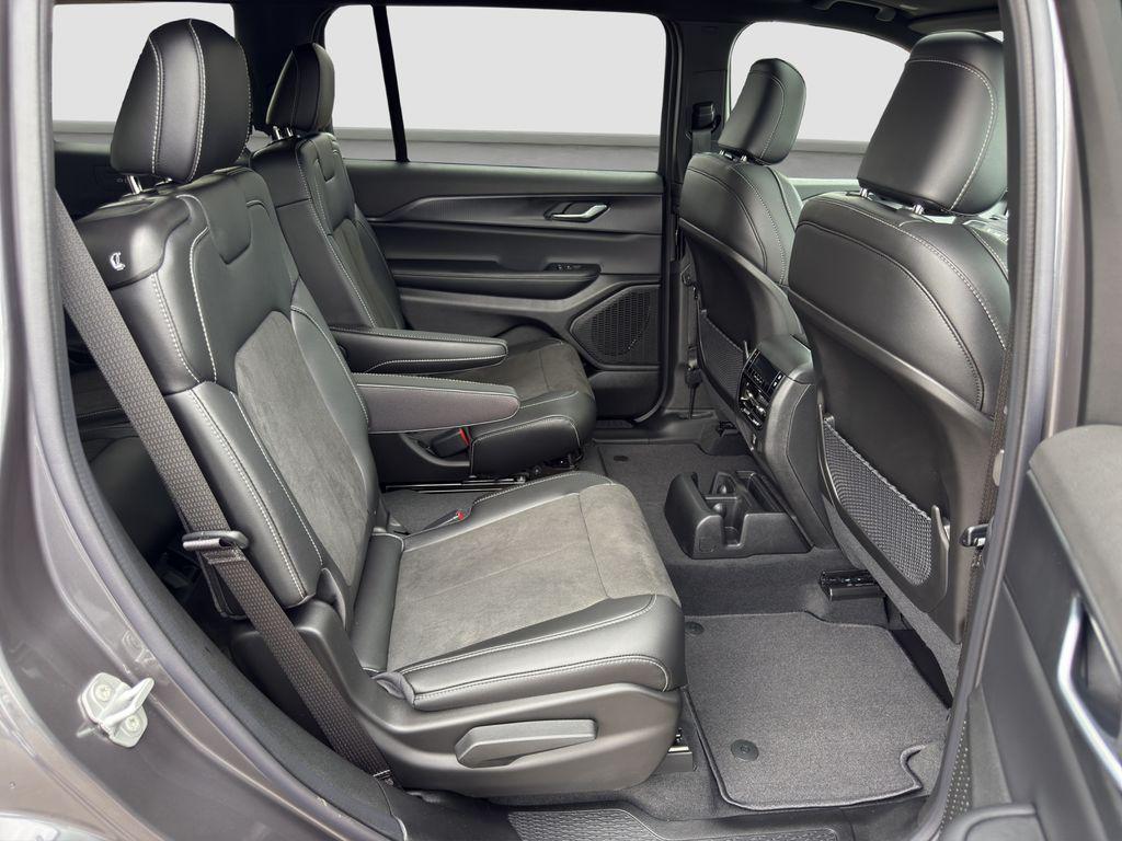 new 2025 Jeep Grand Cherokee L car, priced at $43,799