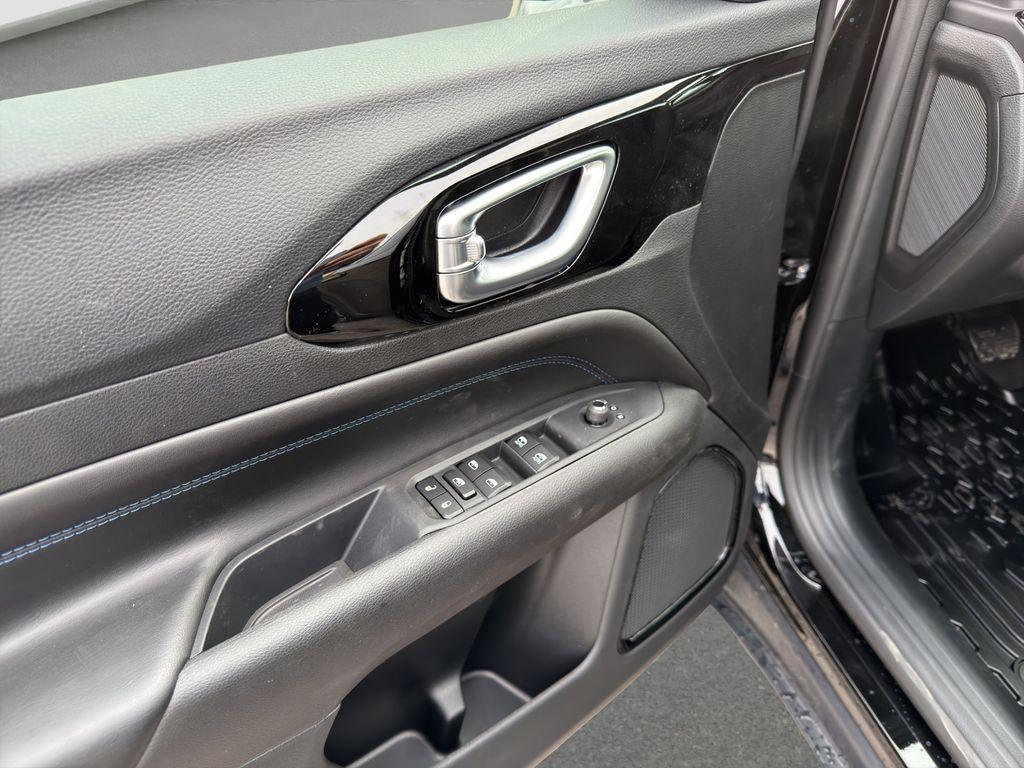 new 2026 Jeep Compass car, priced at $31,425