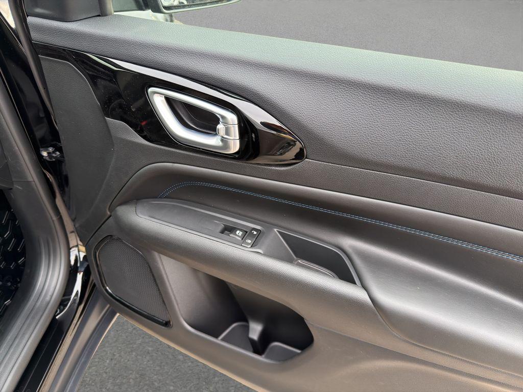 new 2026 Jeep Compass car, priced at $31,425