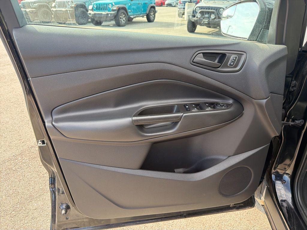 used 2017 Ford Escape car