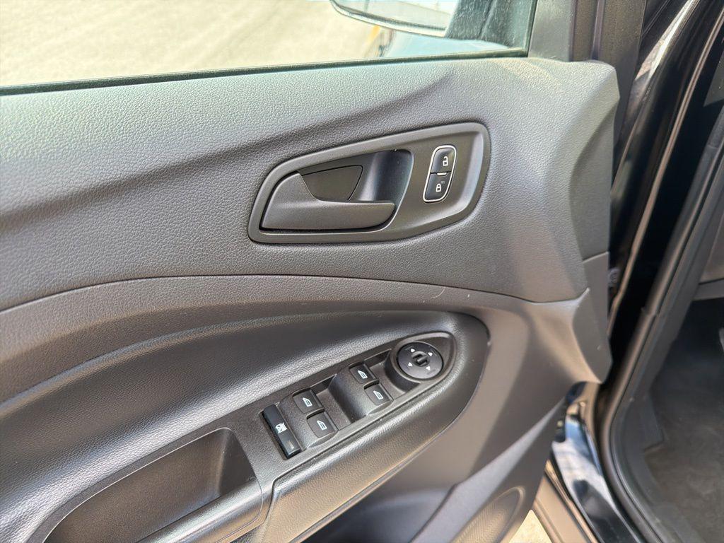 used 2017 Ford Escape car