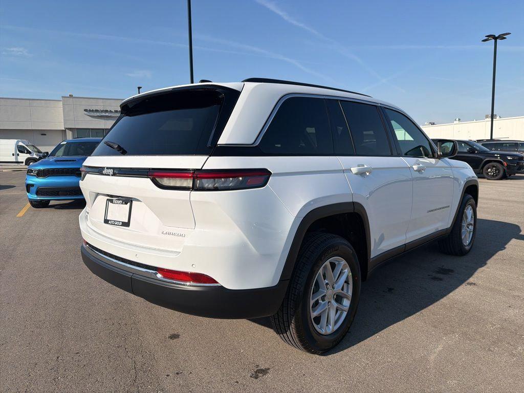 new 2026 Jeep Grand Cherokee car, priced at $39,333