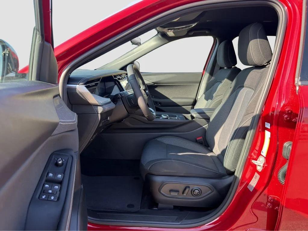 new 2026 Jeep Cherokee car, priced at $37,594