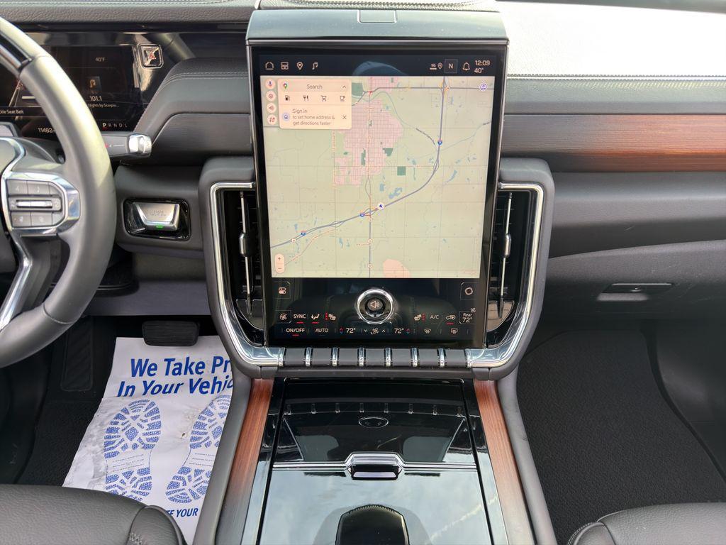 used 2025 GMC Yukon car