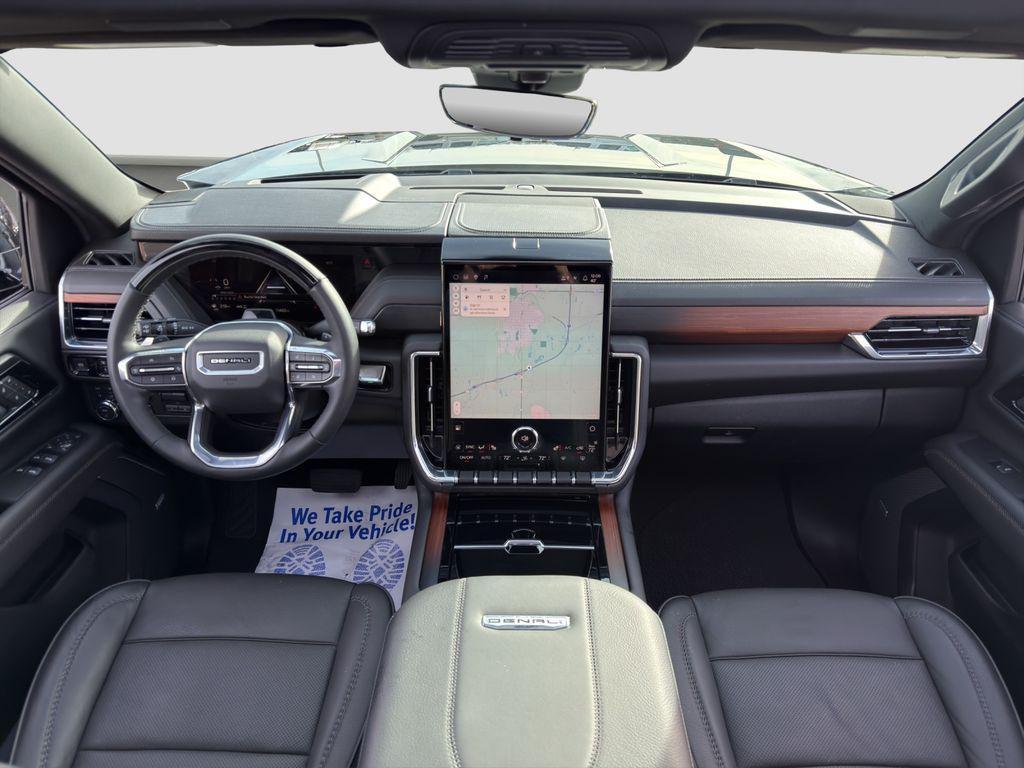 used 2025 GMC Yukon car