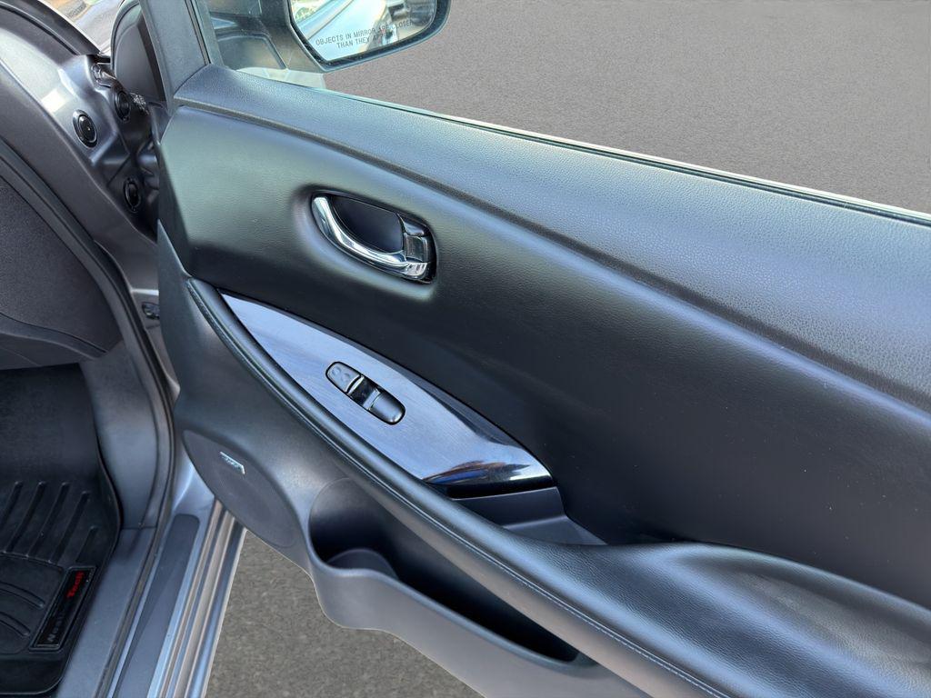 used 2017 Nissan Leaf car, priced at $5,795