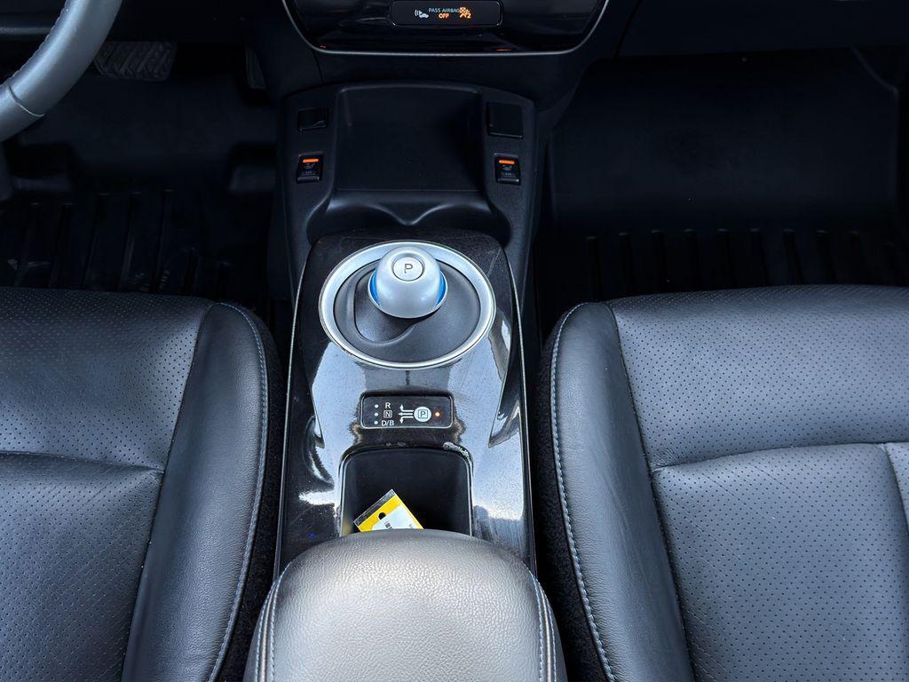 used 2017 Nissan Leaf car, priced at $5,795
