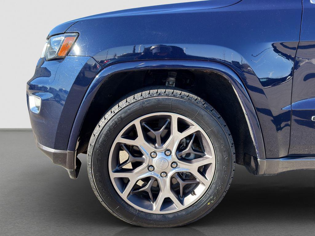 used 2018 Jeep Grand Cherokee car, priced at $18,611