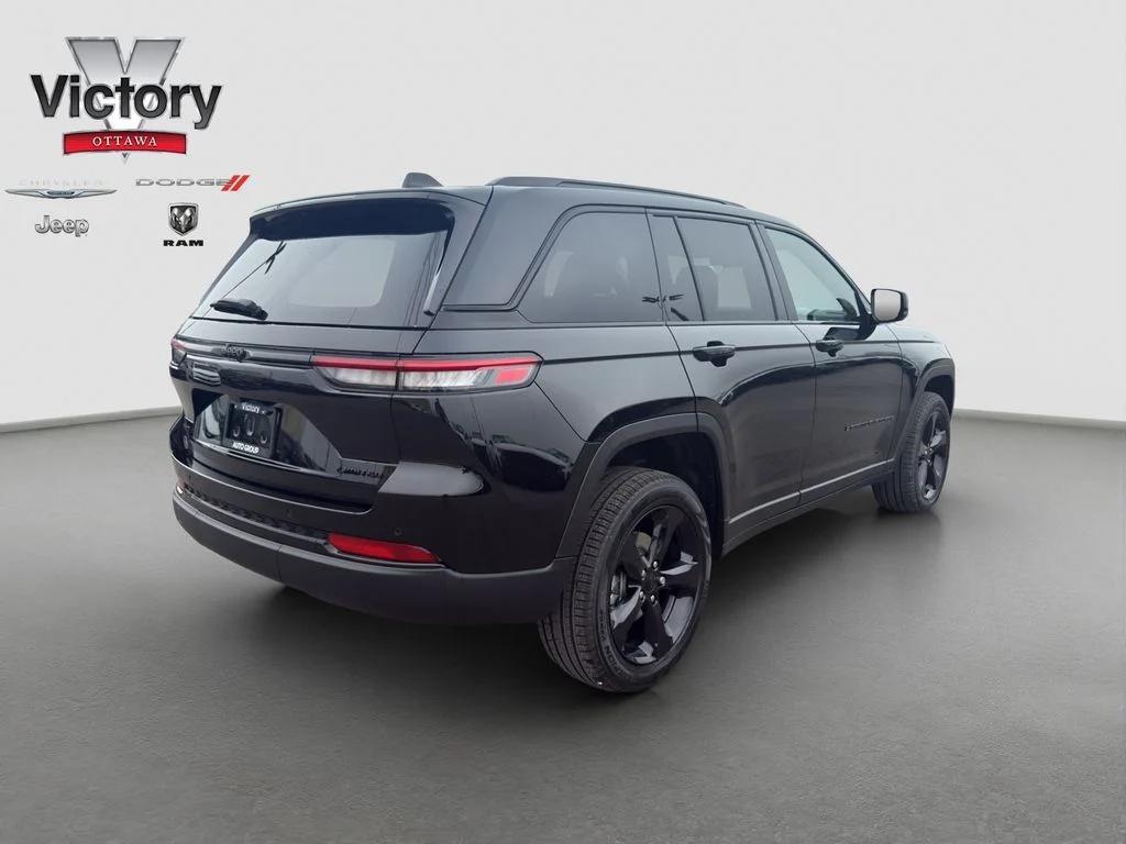 new 2025 Jeep Grand Cherokee car, priced at $45,597