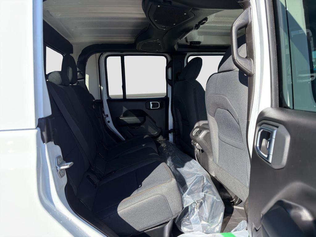 new 2026 Jeep Gladiator car, priced at $49,570