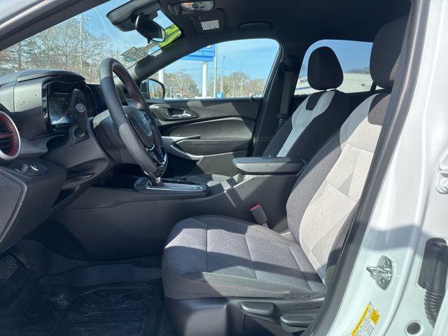 used 2025 Chevrolet Trax car, priced at $21,000