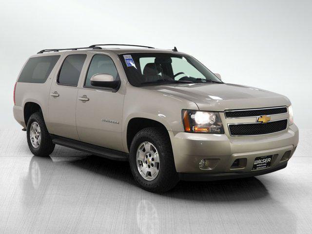 used 2014 Chevrolet Suburban car, priced at $12,998