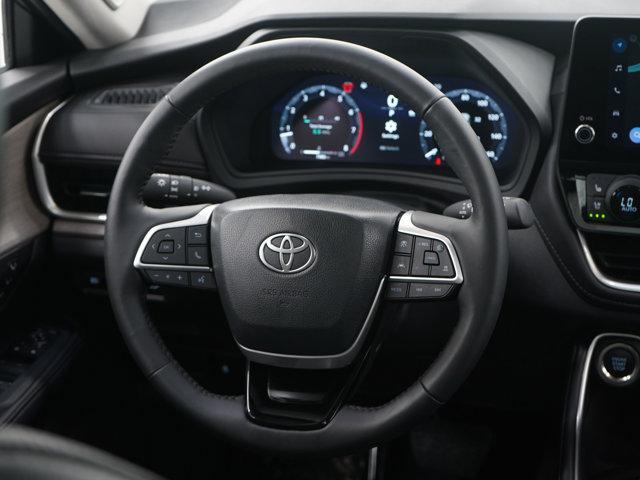 used 2025 Toyota Grand Highlander car, priced at $51,998