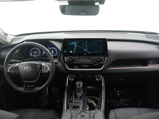 used 2025 Toyota Grand Highlander car, priced at $51,998