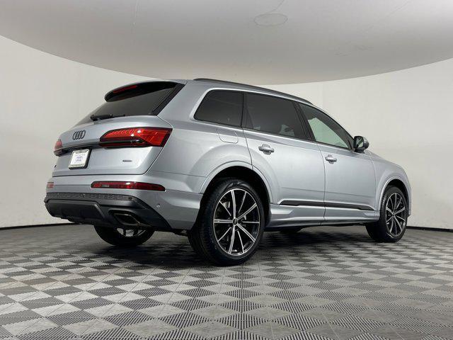 new 2025 Audi Q7 car, priced at $69,400