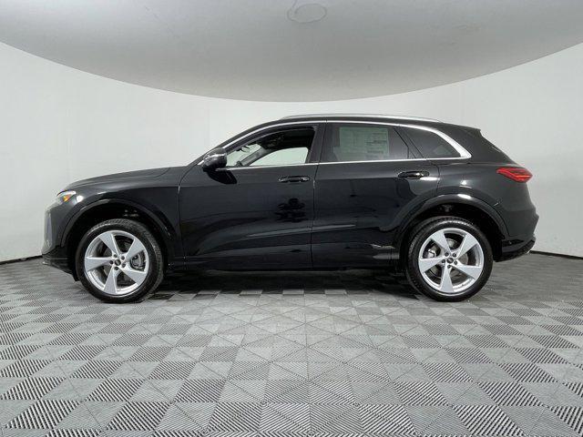 new 2025 Audi Q5 car, priced at $62,040