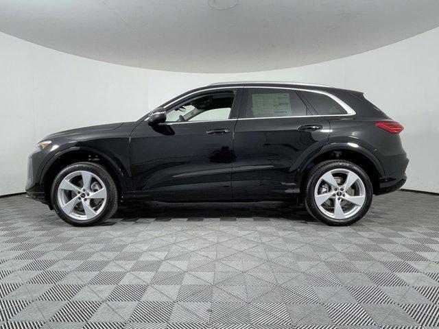 new 2025 Audi Q5 car, priced at $62,040