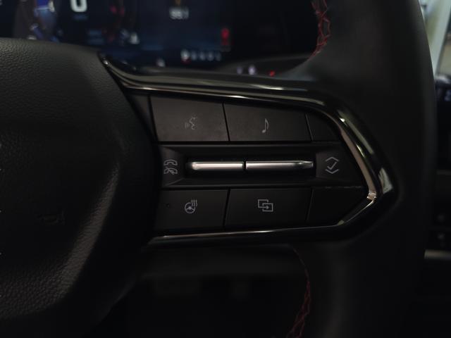 used 2025 Chevrolet Equinox car, priced at $34,650