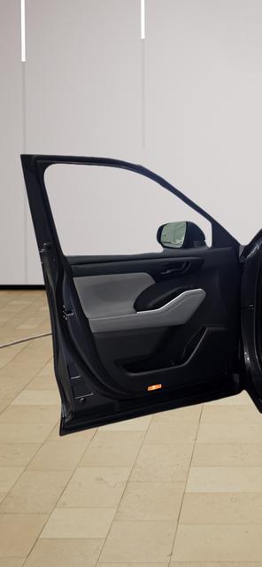 used 2023 Toyota Highlander Hybrid car, priced at $30,635