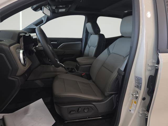 new 2026 Chevrolet Colorado car, priced at $60,625
