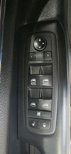 used 2021 Jeep Grand Cherokee car, priced at $15,500