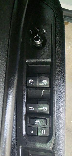 used 2024 Jeep Compass car, priced at $22,302