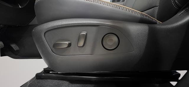 new 2026 Chevrolet Traverse car, priced at $60,894
