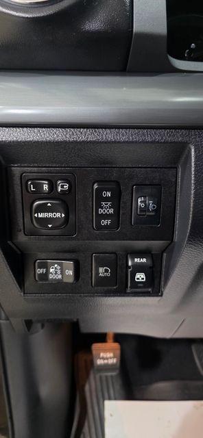 used 2018 Toyota Tundra car, priced at $22,619