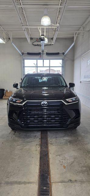 used 2025 Toyota Grand Highlander car, priced at $44,787