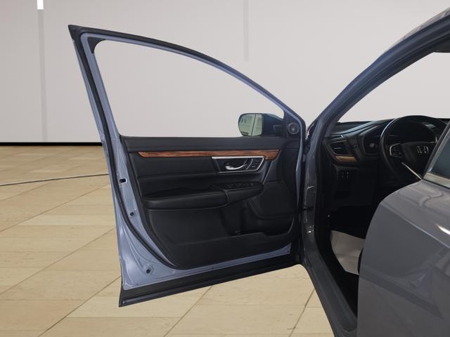 used 2022 Honda CR-V car, priced at $29,698