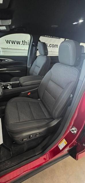 new 2026 Chevrolet Traverse car, priced at $49,465