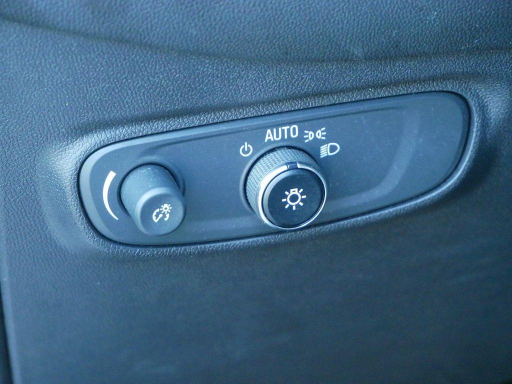 used 2022 Chevrolet Equinox car, priced at $19,750