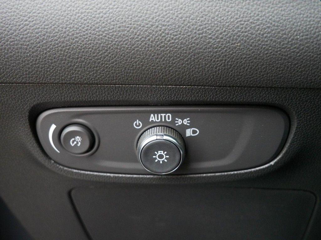 new 2024 Buick Encore GX car, priced at $30,090