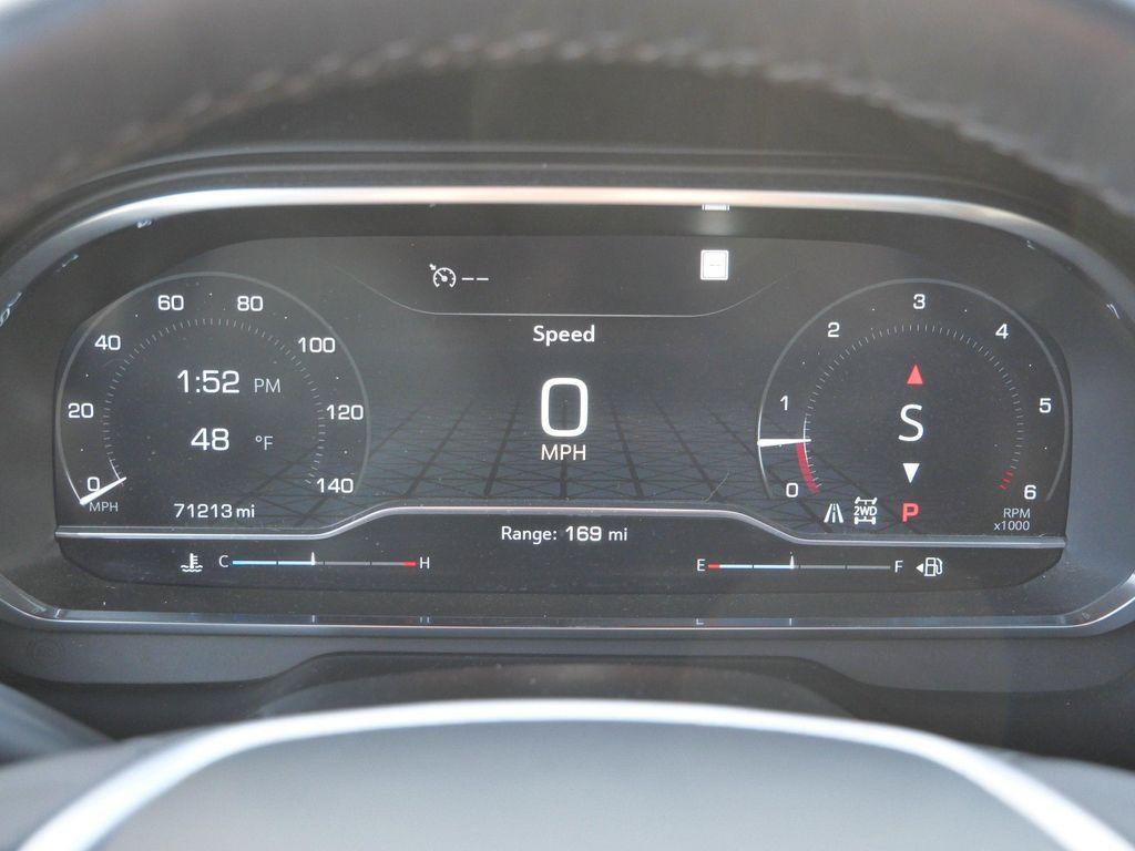 used 2022 GMC Yukon XL car, priced at $48,900