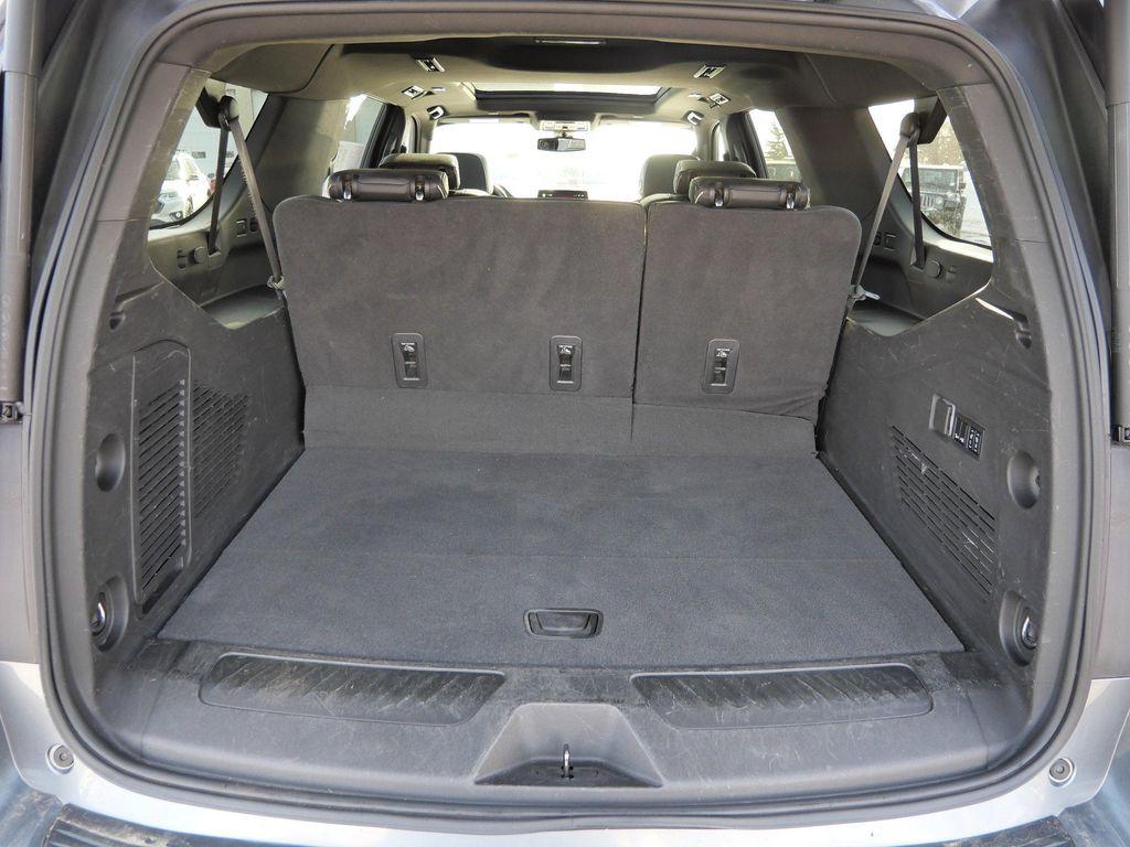 used 2022 GMC Yukon XL car, priced at $48,900