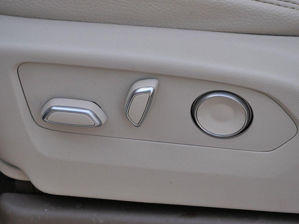 used 2021 GMC Yukon car, priced at $52,900