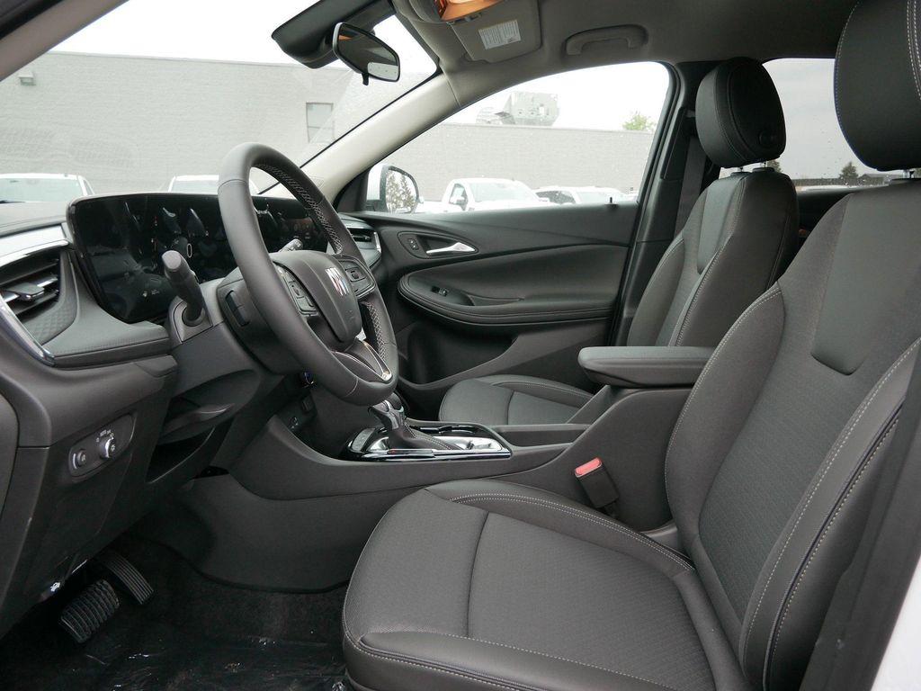 new 2025 Buick Encore GX car, priced at $30,230